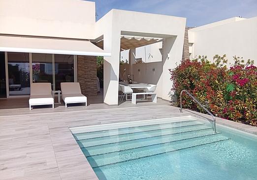 Villa in Algorfa