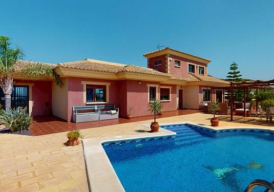 Country house in Aguilas