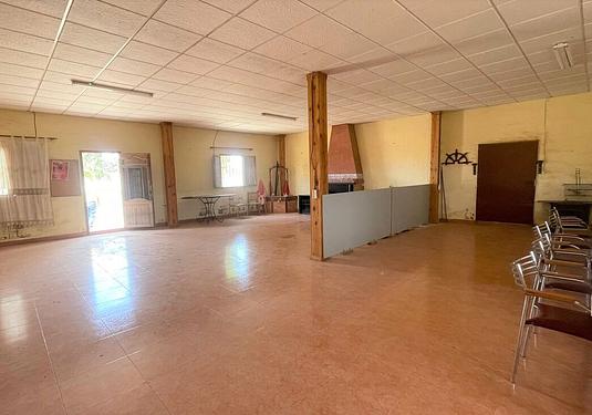Commercial in Balsicas