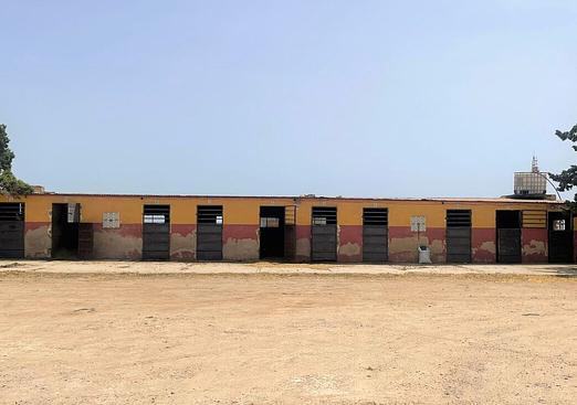 Commercial in Balsicas