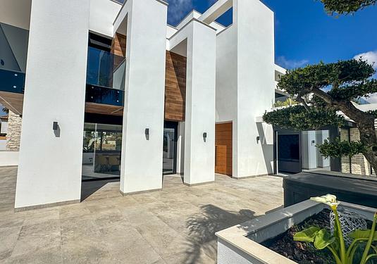 Villa in Orihuela Costa