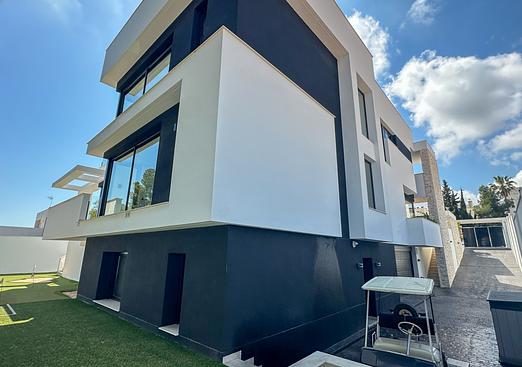 Villa in Orihuela Costa