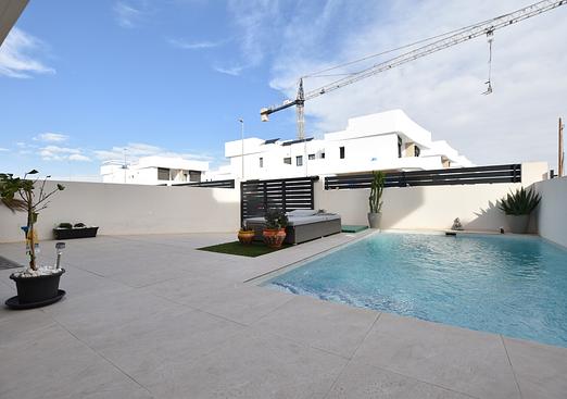 Villa in Los Montesinos