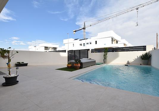 Villa in Los Montesinos