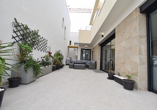 Villa in Los Montesinos
