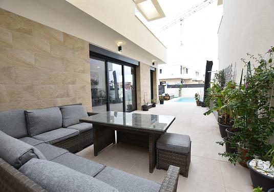 Villa in Los Montesinos