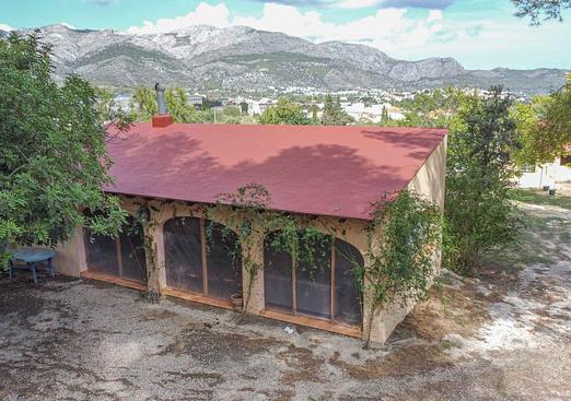 Commercial in Orba