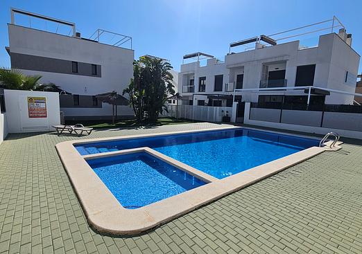 Apartment in Pilar de La Horadada