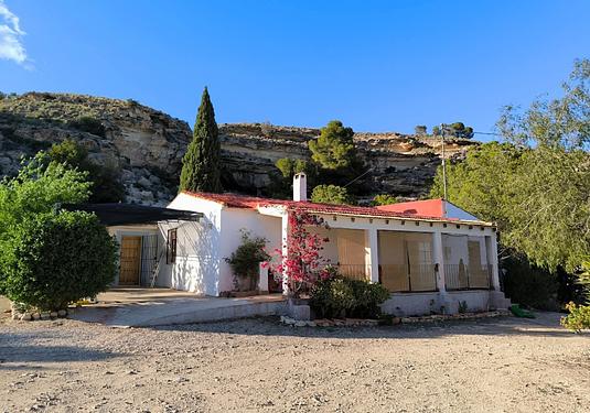 Country house in Fortuna