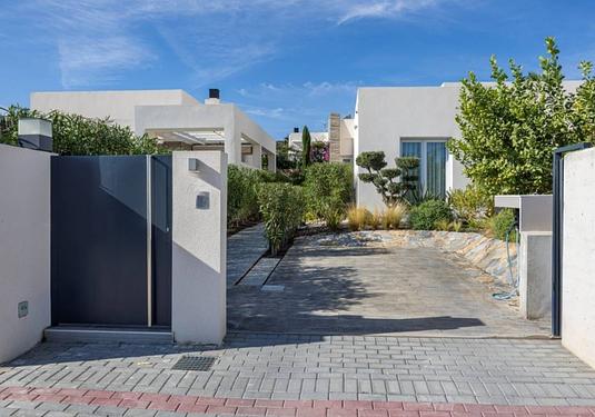 Villa in La Finca Golf Resort