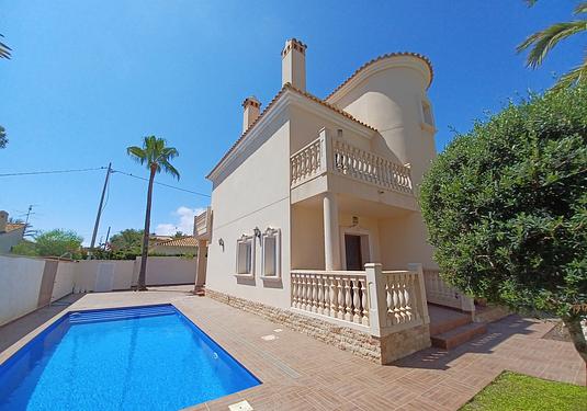 Villa in Cabo Roig