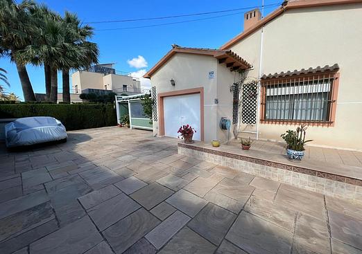 Villa in Cabo Roig