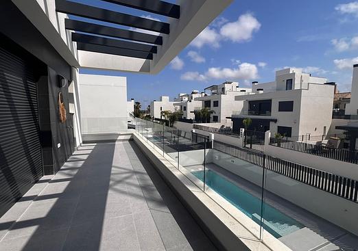 Villa in Algorfa