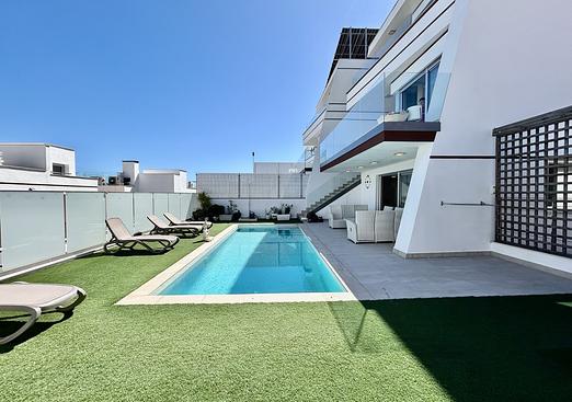 Villa in Villamartin