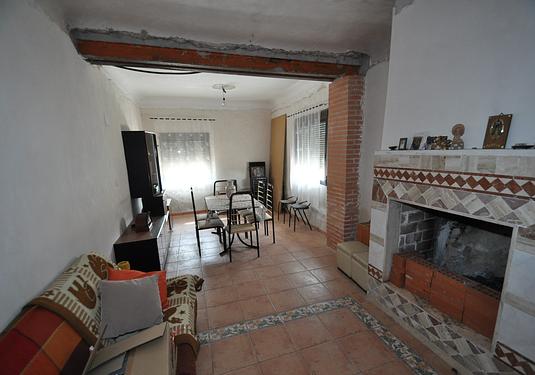 Town house in Abanilla