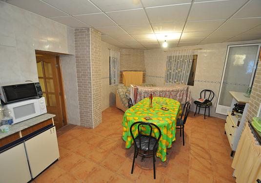 Town house in Abanilla