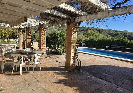 Villa in Periana