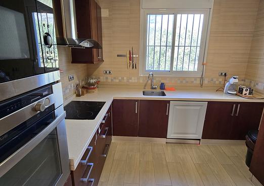 Villa in Periana
