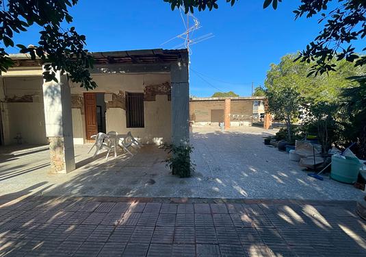 Country house in Elche