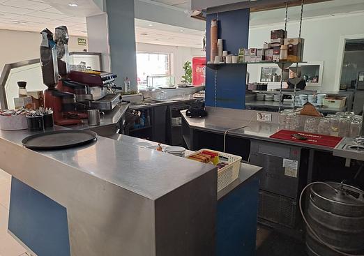 Commercial in La Mata