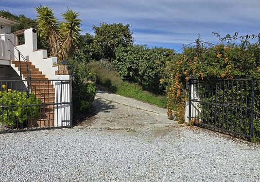 Villa in Benamargosa
