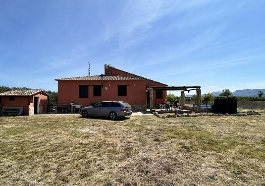 Country house in Valencia City