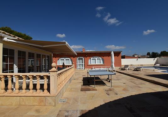 Country house in Heredades
