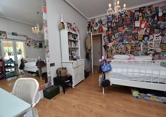 Country house in Heredades