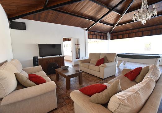 Country house in Heredades