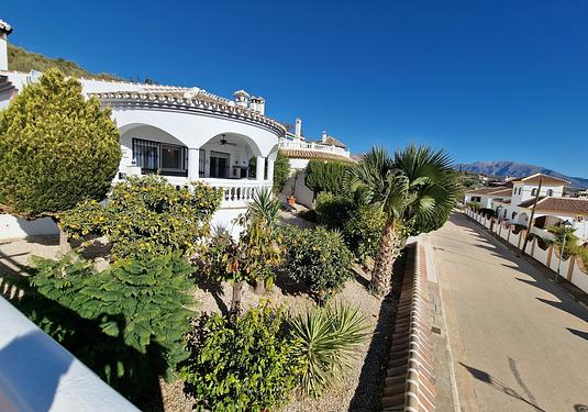 Villa in Mondrón