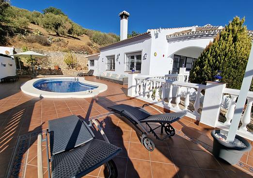 Villa in Mondrón