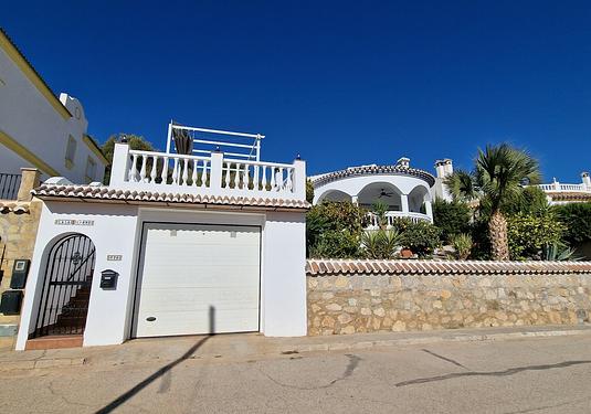 Villa in Mondrón