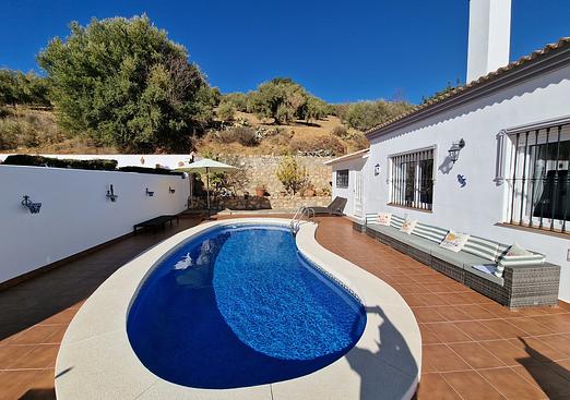 Villa in Mondrón