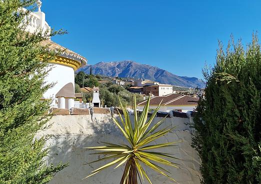 Villa in Mondrón