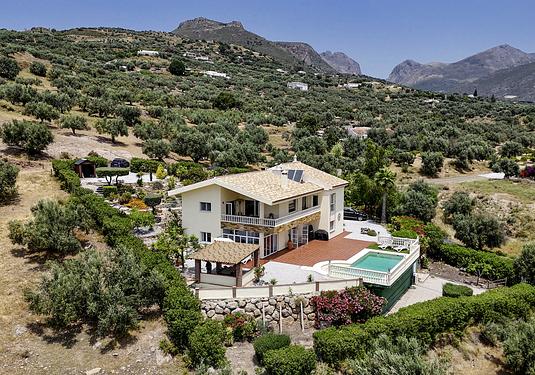 Villa in Alcaucín