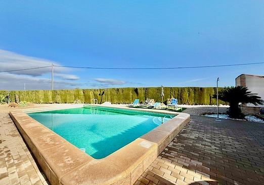 Villa in Avileses