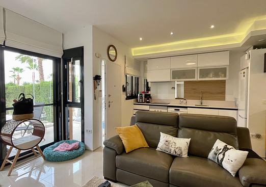 Apartment in Orihuela Costa