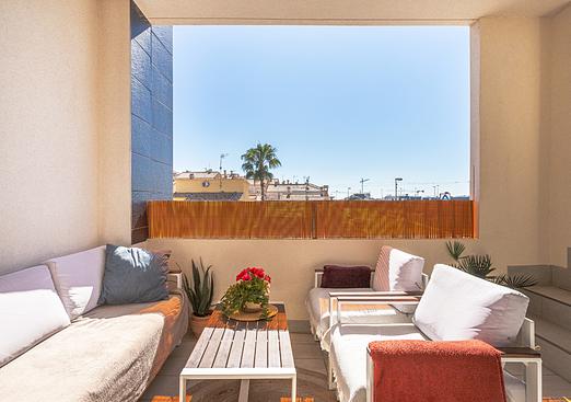 Bungalow in Los Altos