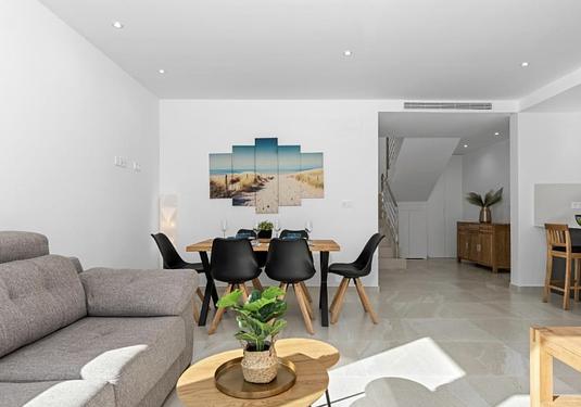 Villa in San Miguel de Salinas