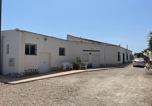 Villa in Daya Nueva