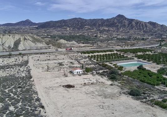 Country house in Abanilla