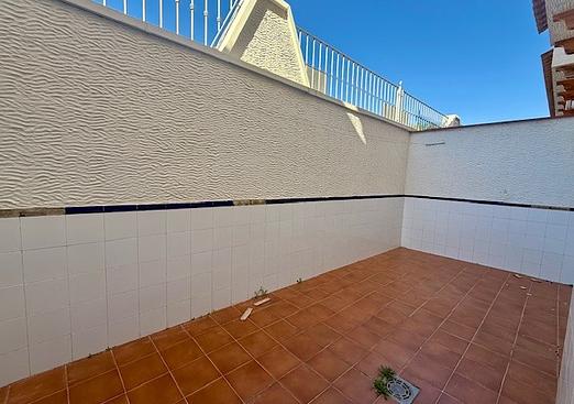 Town house in San Miguel de Salinas