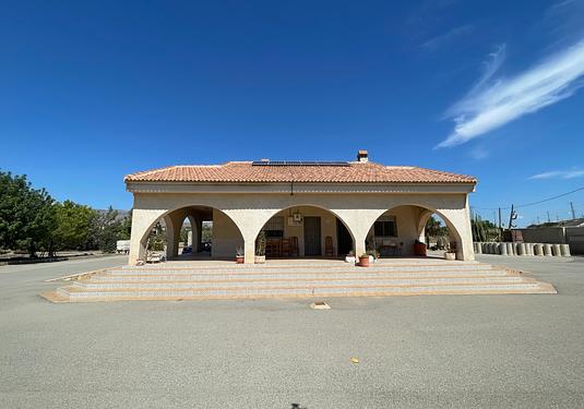 Villa in Crevillent