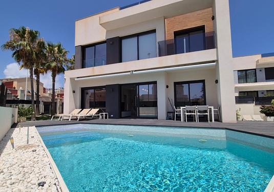 Villa in Torrevieja