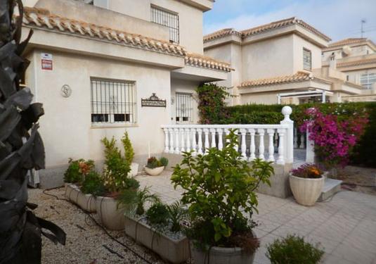 Villa in Playa Flamenca