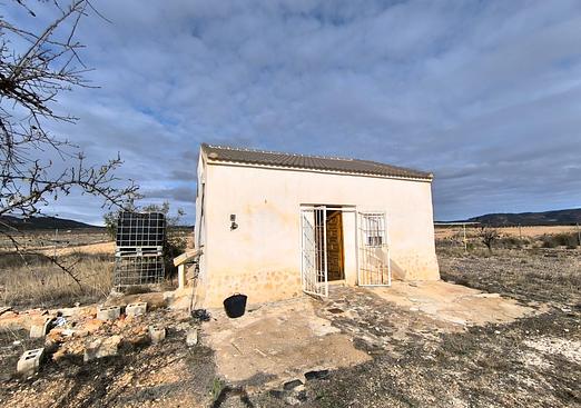Country house in Yecla