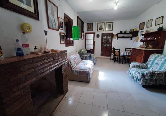 Country house in Yecla
