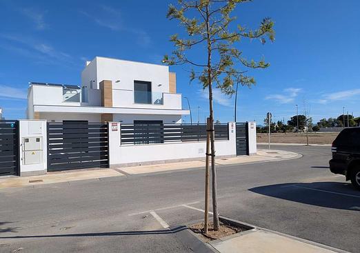 Villa in Roldan