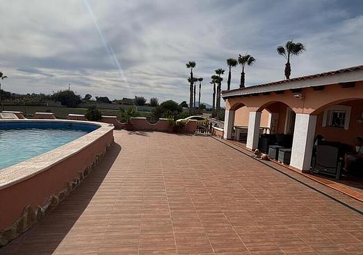 Country house in Dolores