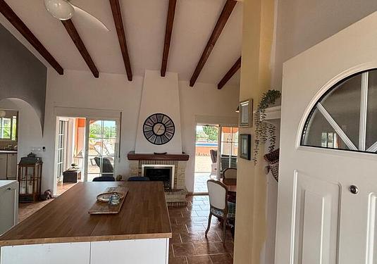 Country house in Dolores